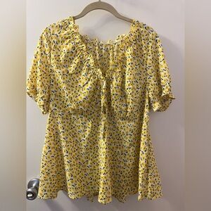 Yellow Floral Blouse Like New Size 1XL